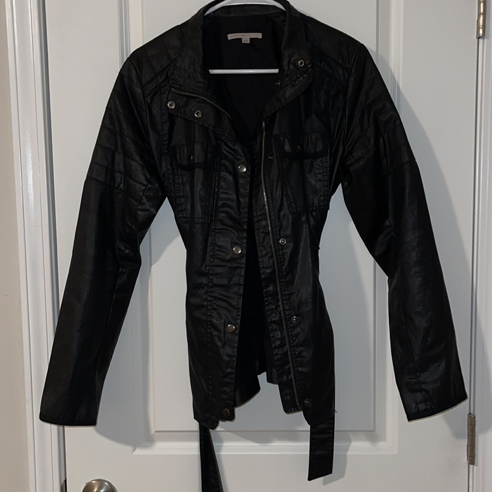 Gap belted waxed black jacket 🧥